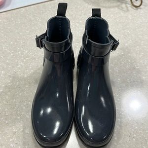 Hunter short boots in gray/black